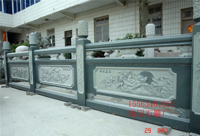 1517299093735972.jpg 石雕牌坊