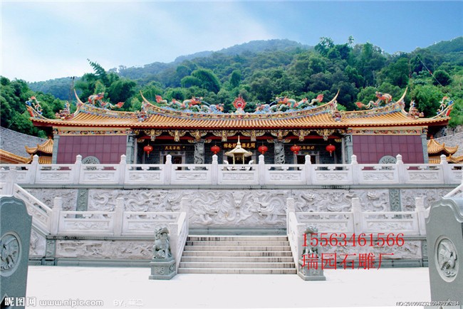 石雕牌坊