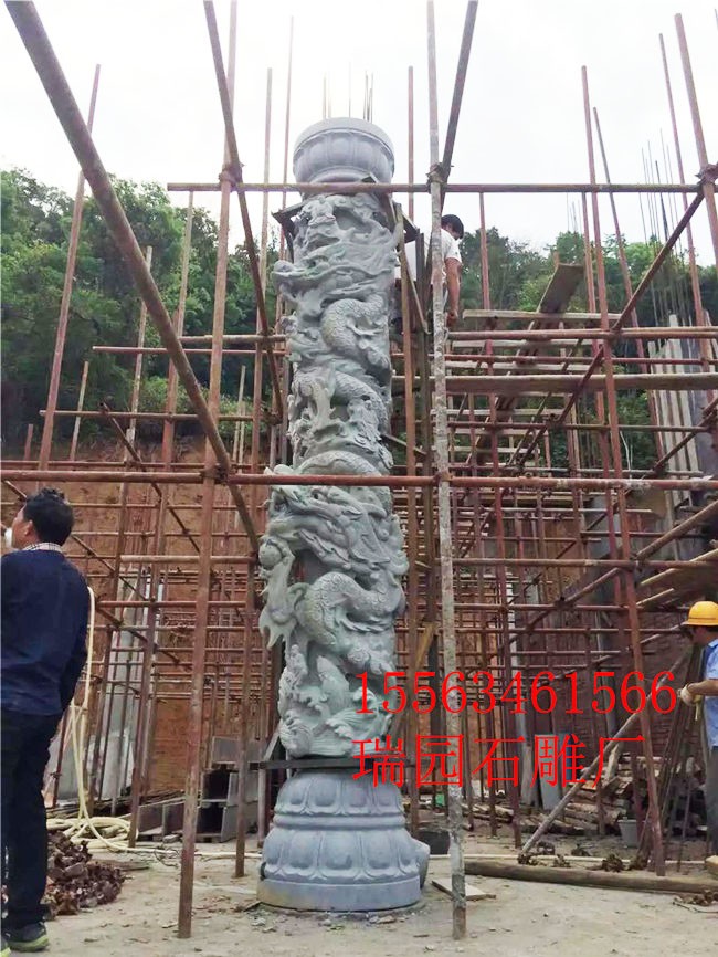 石雕龙柱4.jpg